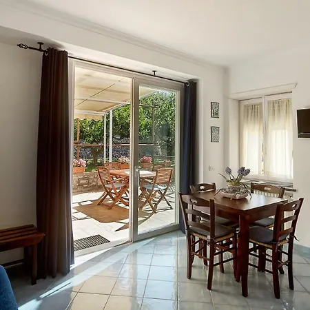 Parco Vittoria Holidays House 2* Anacapri (Isola di Capri)
